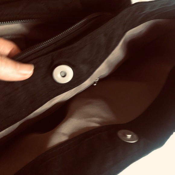 Baggallini shoulder Bag Black Quilted Shoulder Bag Tote - Picture 7 of 10